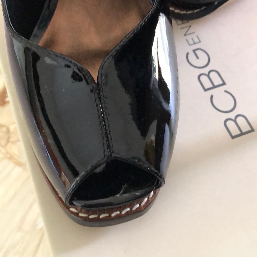 BCBGeneration Back Patent Heels - Picture 3 of 7
